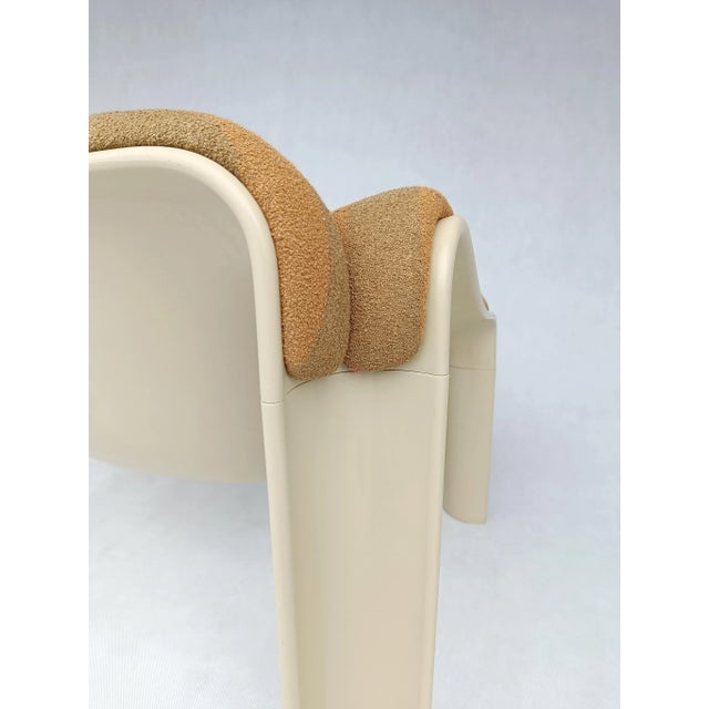 Vintage F300 Chair by Pierre Paulin for Gubi For Sale - Image 9 of 10