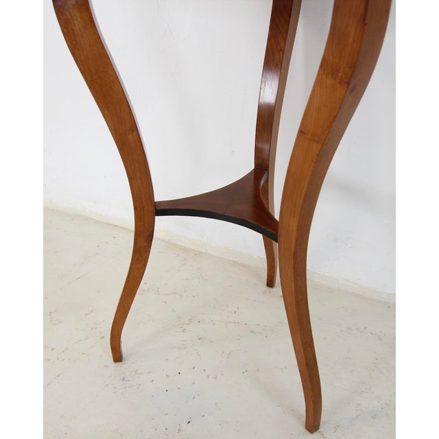 19th Century German Biedermeier Cherry Wood Side Table For Sale - Image 10 of 18