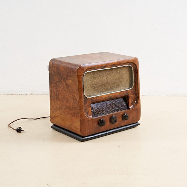 Guglielmo Marconi Radio Model 1551 For Sale - Image 9 of 9