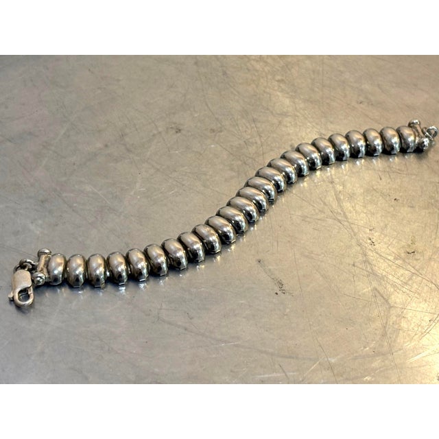 Mid-Century Modern 1970s Chunky Silver Tone Snake Link Bracelet For Sale - Image 3 of 3