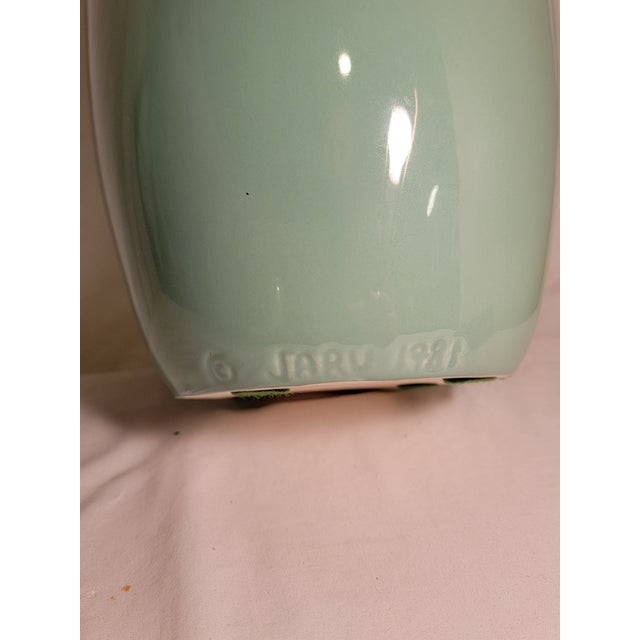 Jaru 1981 Jaru Calfornia Pottery Postmodern Form Vase, Signed Dated For Sale - Image 4 of 13
