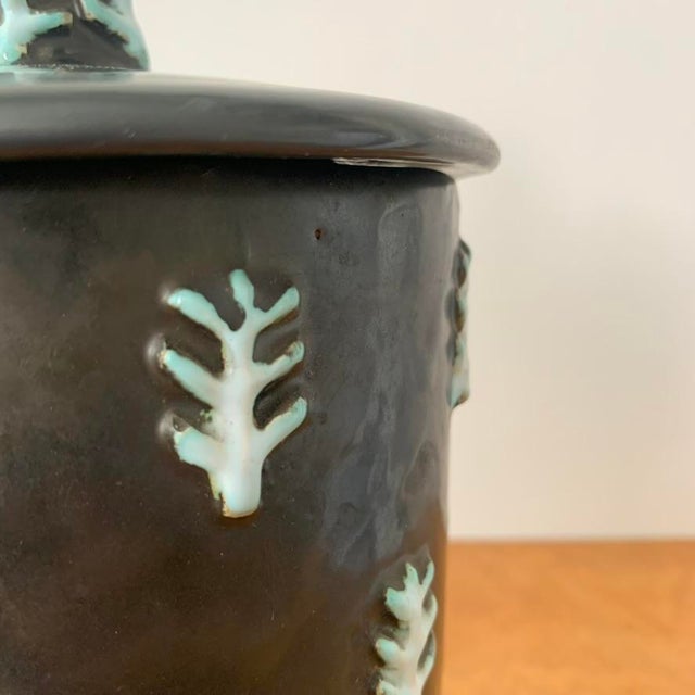 Mid-Century Modern Mid-Century Signed Black Ceramic Box, 1960s For Sale - Image 3 of 18