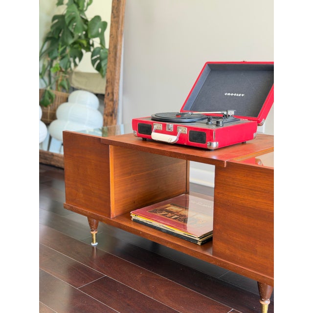 1960s Mid-Century Modern Teak Coffee Table With Beveled Glass — Record Cabinet, Turntable Stand, Media Console and Low Credenza For Sale In Los Angeles - Image 6 of 12