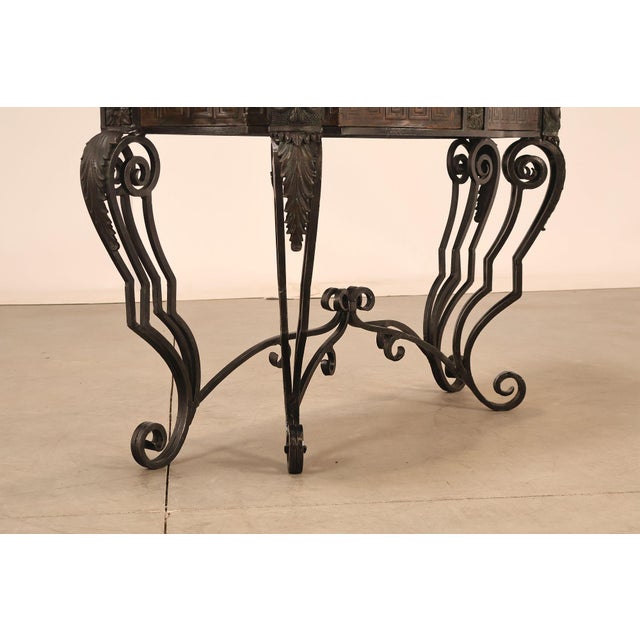 Maitland Smith Greek Key Console Table With Tessellated Marble Top For Sale In Philadelphia - Image 6 of 18