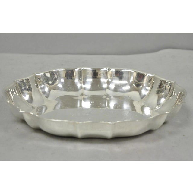 Traditional Vintage Fb Rogers Regency 612 Silver Plated Oval Scalloped Serving Dish Bowl For Sale - Image 3 of 11