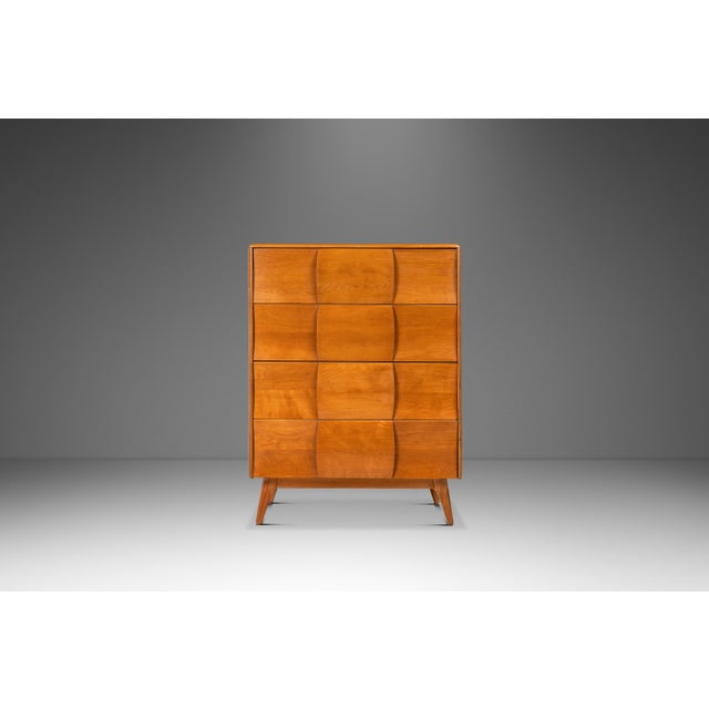 Mid-Century Modern Art Deco "Kohinoor" Four-Drawer Highboy Dresser Chest of Drawers in Birch by Heywood Wakefield, Usa, C. 1950s For Sale In Orlando - Image 6 of 18