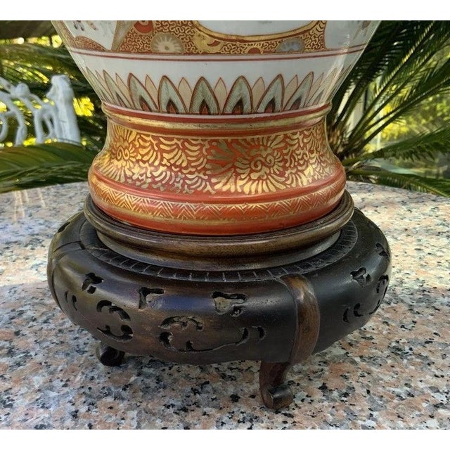 Large Meiji Japanese Gilt Porcelain Samurai Vase with Stand, 1880 For Sale - Image 18 of 18