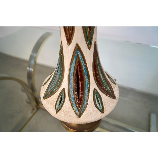 1960s 1960’s Mid-Century Modern Glazed Pottery Ceramic Table Lamp For Sale - Image 5 of 12