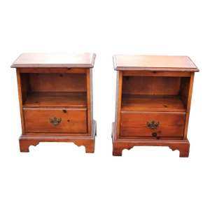 Drexel Mid 20th Century Chippendale Style Vintage Pair of Nightstands
