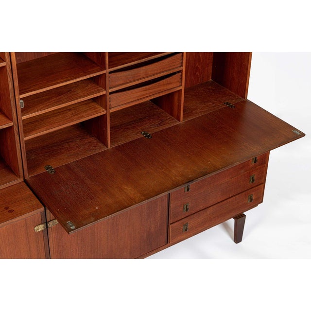 Mid-Century Danish Teak Wall Unit Bookcase by Peter Løvig Nielsen, Pair, 1960s For Sale - Image 9 of 18