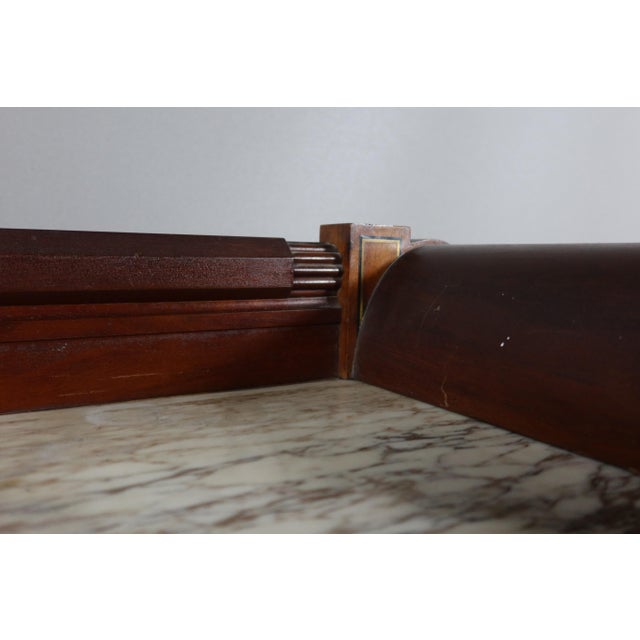 Display Case in Mahogany, 1800s For Sale - Image 6 of 13