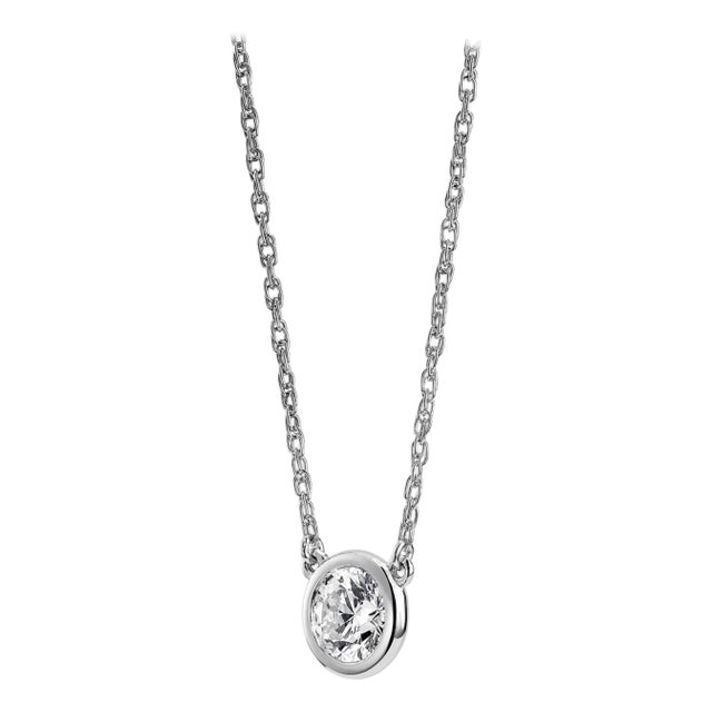 Diamonds by the Yard Single Diamond Pendant in White Gold 0.19 Ct Diamond For Sale