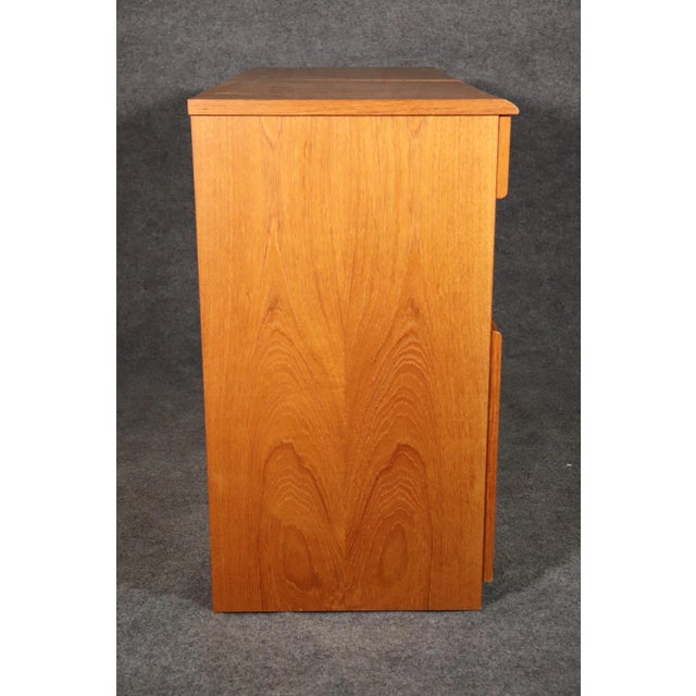 Burnt Orange Mid 20th Century Teak Expanding Cabinet For Sale - Image 8 of 10