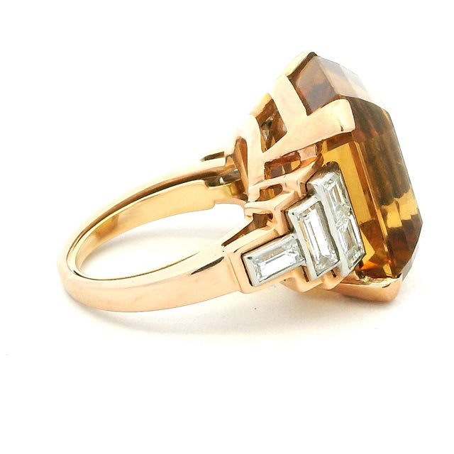 Modern 1980s Italian 18k Gold Citrine & Baguette Diamond Architectural Cocktail Ring, Size 6 For Sale - Image 3 of 15
