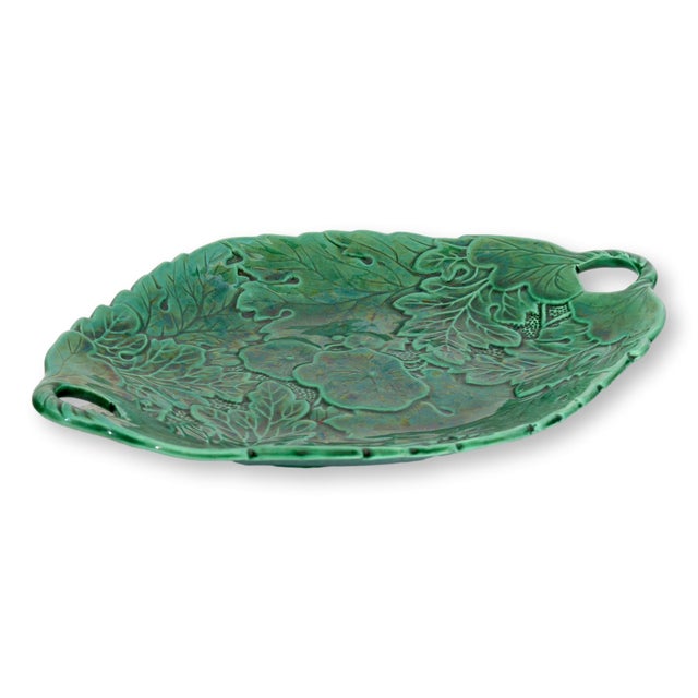 Late 19th century English majolica serving dish featuring a richly molded design of intertwined vines and leaves rendered...