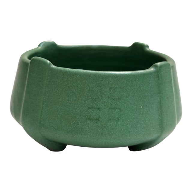 Early 20th C. Weller Matte Green Buttress-Footed Arts & Crafts Pottery Vessel For Sale