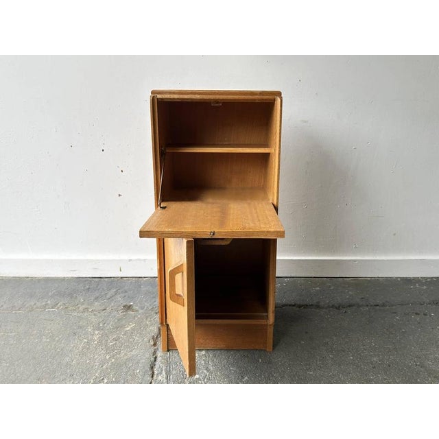 Mid-Century Oak Brandon Bedside Cabinet from G Plan / E Gomme, 1950s-1960s For Sale - Image 6 of 7