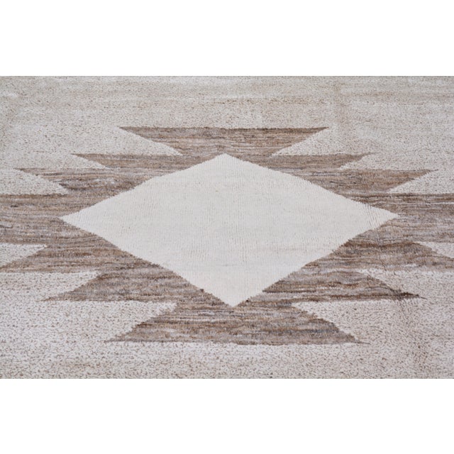 Moroccan Hand Knotted Wool Rug, 10'2"x13'5" For Sale In New York - Image 6 of 6