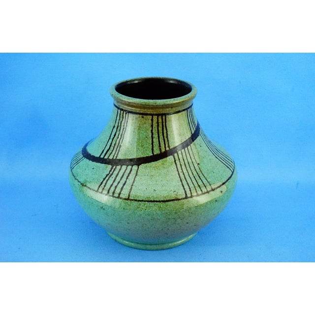 Measurements: height: 17.5 cm; diameter: 20 cm; weight: 0.990 kg a refined and interesting post-world war ii italian...