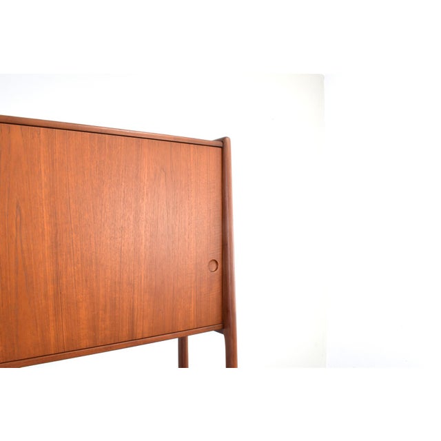 Mid-Century Modern Danish Teak Sideboard by Hans Wegner for Ry Møbler, 1950s For Sale - Image 9 of 18