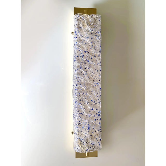Contemporary rectangular wall sconces made in Clear and blue “Graniglia” Murano Glass - Set of two The Metal frame in a...