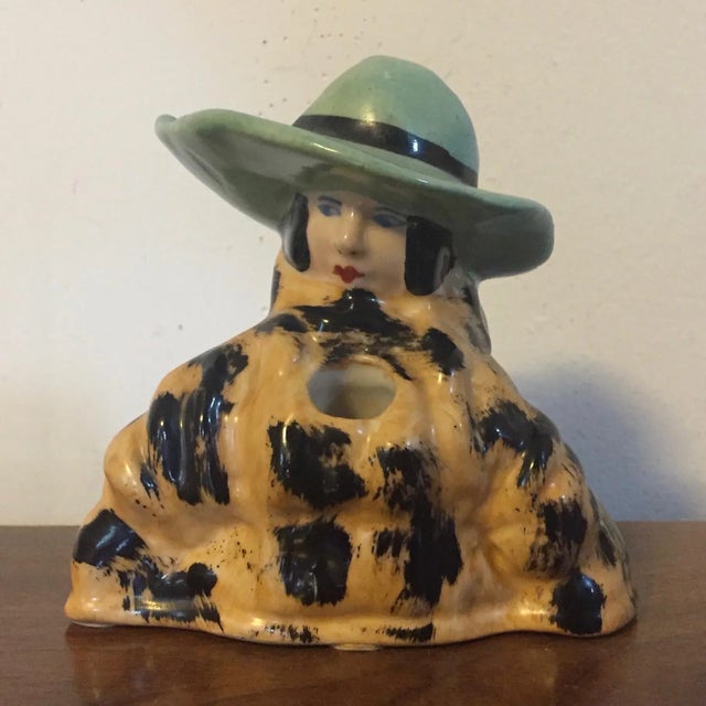 1920s Henri Delcourt Boulogne-Sur-Mer French Art Deco Porcelain Figural Inkwell or Pen Stand For Sale - Image 10 of 12