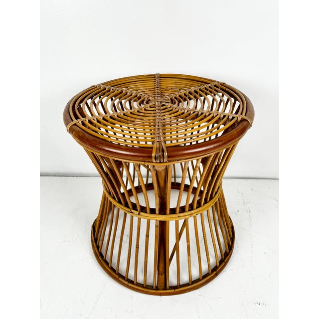 Mid-Century Modern Vintage Round Pencil Reed Rattan Side Table For Sale - Image 3 of 10