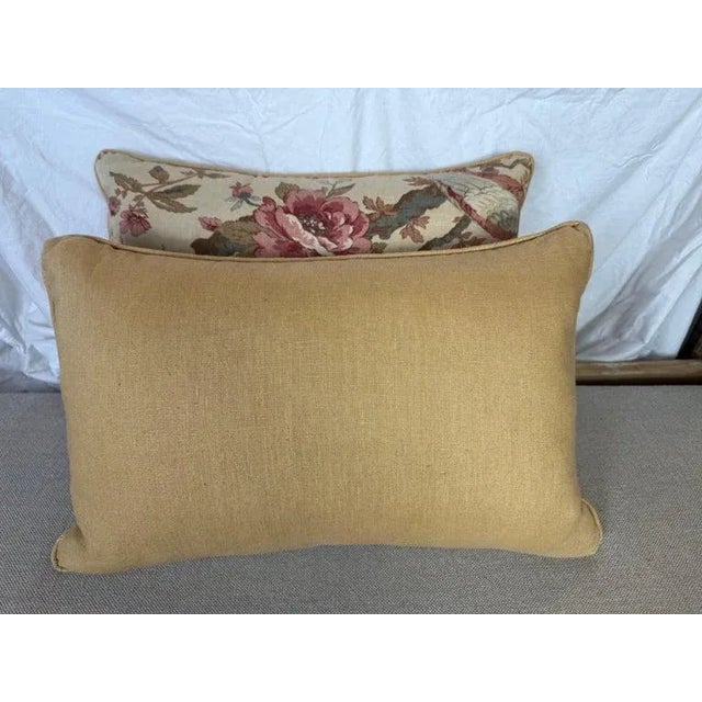 Vintage-Inspired Linen Lumbar Pillows, Floral Design, Usa, Set of Two For Sale In Los Angeles - Image 6 of 6