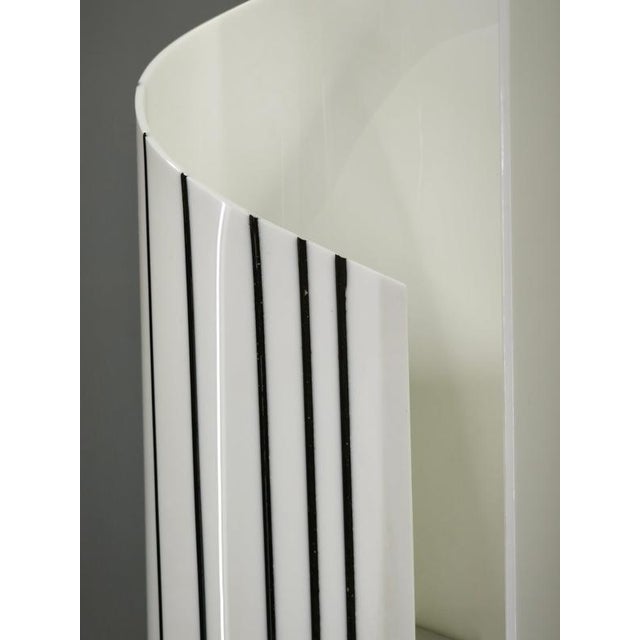 Black Vintage Italian Space Age Acrylic Sculptural Floor Lamp, 1980s For Sale - Image 8 of 13