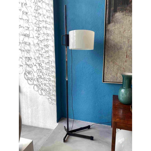 1970s Adjustable Floor Lamp by Miguel Milá for Tramo, Spain, 1970s For Sale - Image 5 of 7