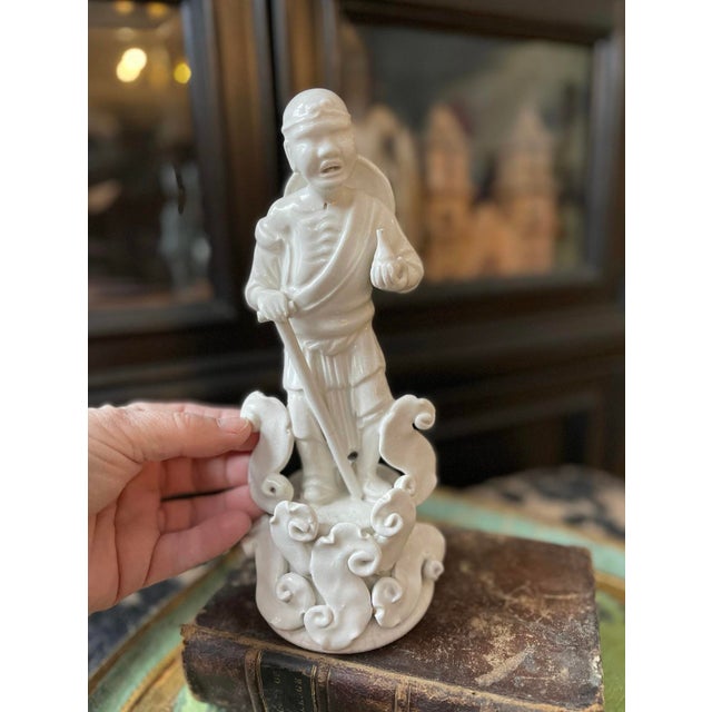 Early 20th Century Blanc De Chine Chinese Ceramic Elder Statue Immortals Asian Decor White Glaze Pottery For Sale - Image 10 of 10