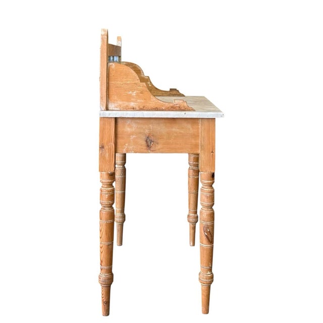 Late 19th Century English Pine Washstand With Blue and White Tile Backsplash For Sale - Image 4 of 10