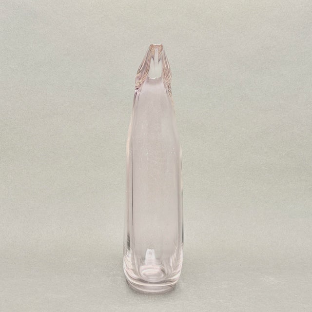 Late 20th Century Vintage Mid Century Modern Pale Amethyst Hand Blown Art Glass Vase With Sculptural Curved Neck For Sale - Image 5 of 8