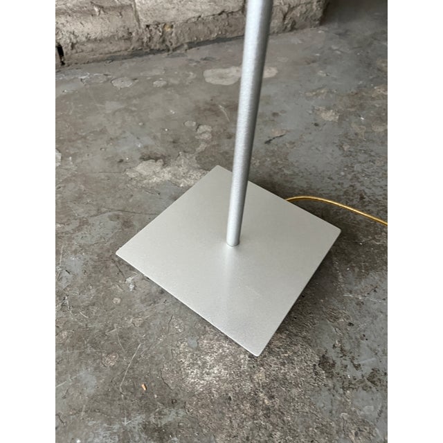 1990s Postmodern Lucite and Metal Chandelier-Style Table Lamp For Sale - Image 10 of 11