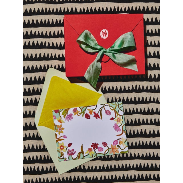 Happy Menocal "Spring Fever" Stationery - Set of 20 Cards and Envelopes For Sale - Image 10 of 10