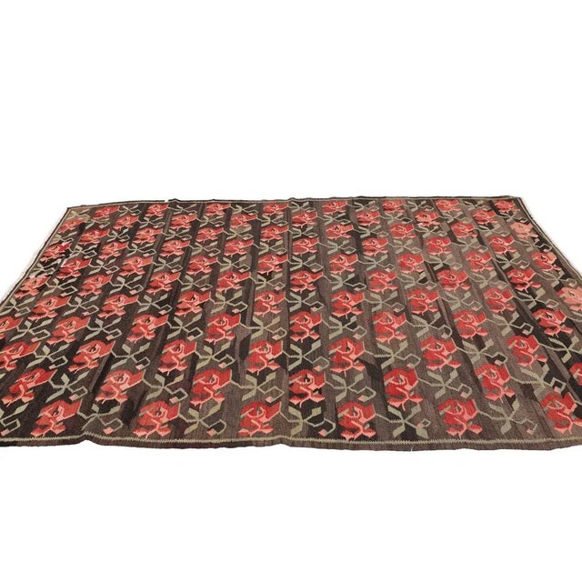 Mid 20th Century Vintage Turkish Kilim Rug For Sale - Image 4 of 7