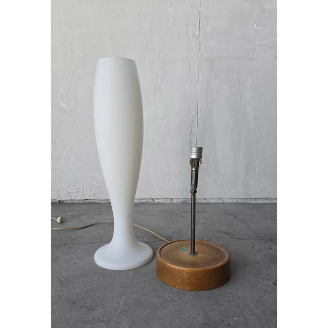 Laurel Lamp Company Mid Century Tulip Table Lamp by Laurel Lamp Company For Sale - Image 4 of 10