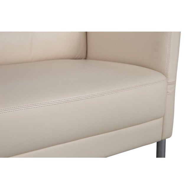 Cream Leather Nimbus Three-Seater Sofa with Manual Function from Intertime For Sale - Image 11 of 18