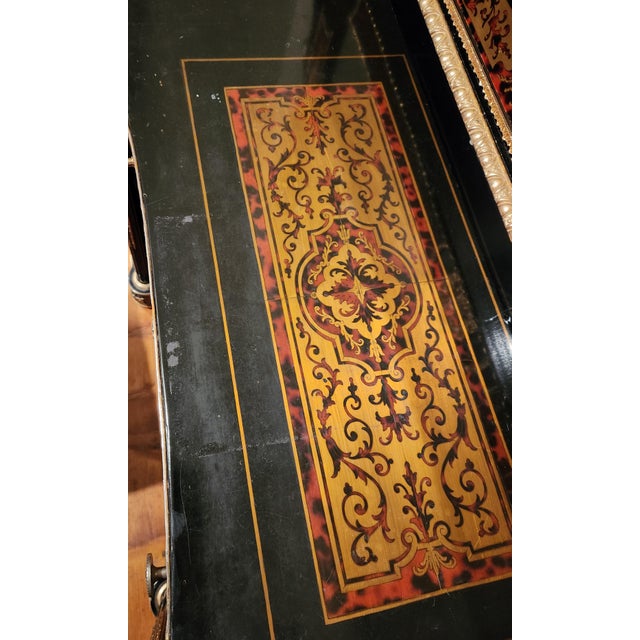 1990s Italian Gilt Vanity & Mirror Set | Hand-Carved Dressing Table | Hollywood Regency / Baroque Style For Sale - Image 9 of 10