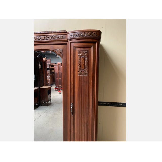 Vintage Art Deco Wardrobe in Walnut, 1930 For Sale - Image 4 of 10
