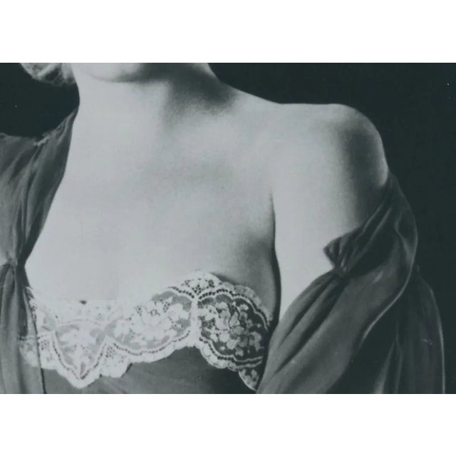 Marilyn Monroe at Studio, 1950s, Photograph For Sale - Image 4 of 6