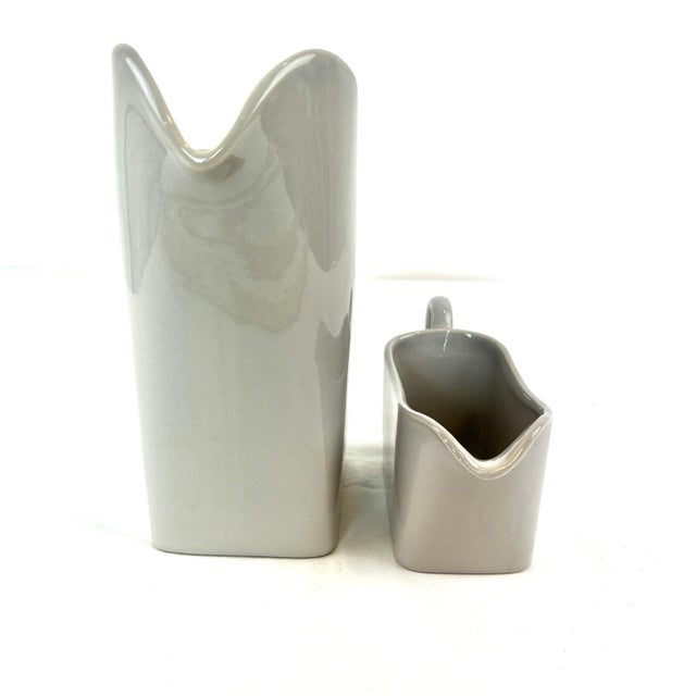 Tiempo Metropolitan Square Pitcher (2 Quart) and Creamer Set in Grey Measurements: Pitcher - 8.5" across to the handle by...