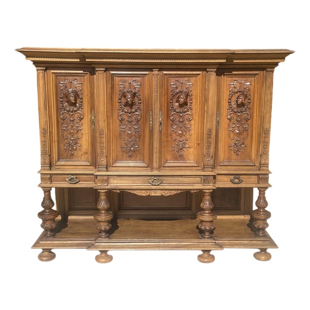 Renaissance Buffet in Carved Walnut For Sale