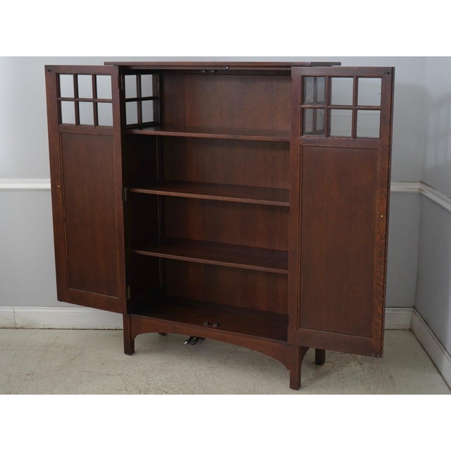Arts & Crafts Stickley Harvey Ellis Arts & Crafts Oak 2 Door Cabinet For Sale - Image 3 of 18