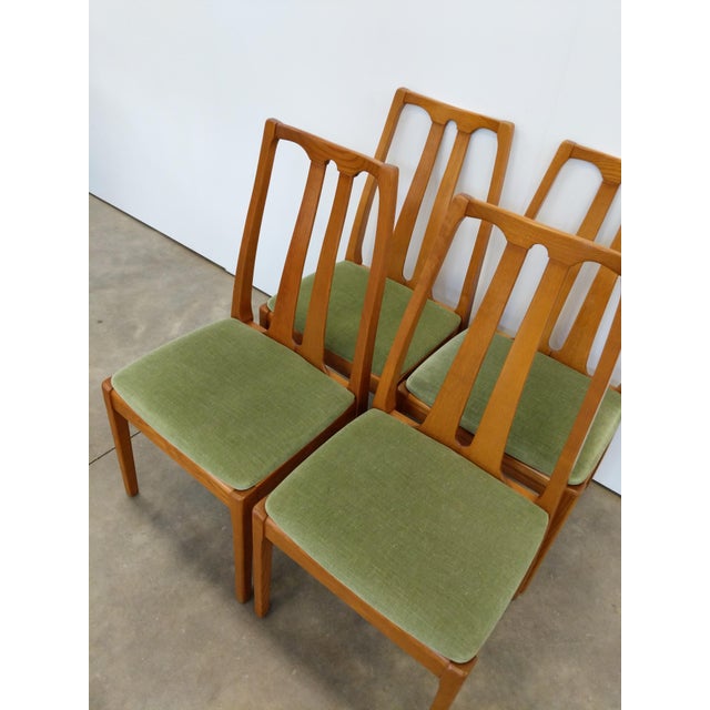 1960s Set of 4 Vintage Mid Century Modern Dining Chairs by Parker Knoll For Sale - Image 5 of 10