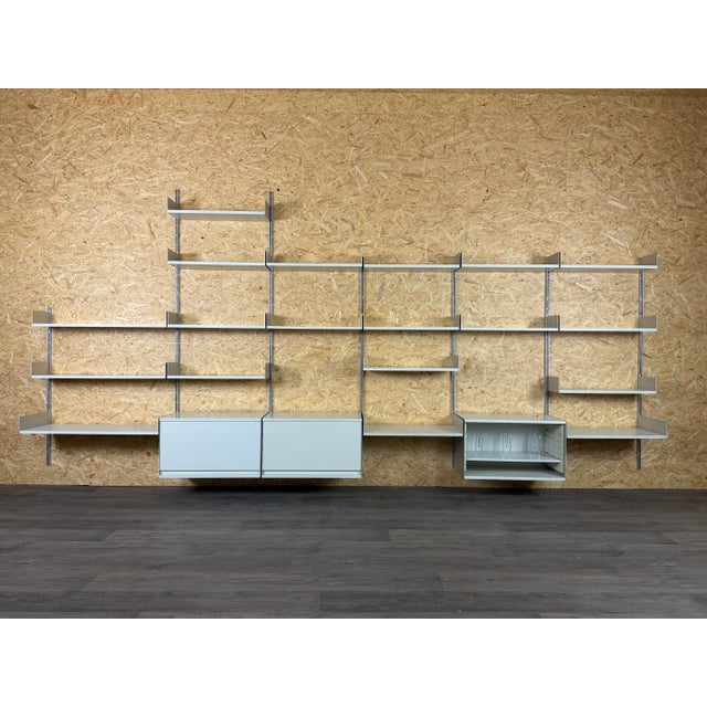 1960s/70s Wall Unit by Dieter Rams for Vitsoe 606 Item: Shelving System Manufacturer: Vitsoe Condition: Vintage - Good...