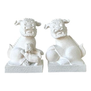 Vintage Asian Textured Foo Dog Lamps - A Pair For Sale
