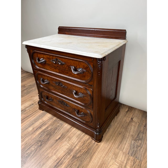 Antique Victorian Walnut Three Drawer Bachelor’s Chest C. 1880 For Sale In Boston - Image 6 of 12