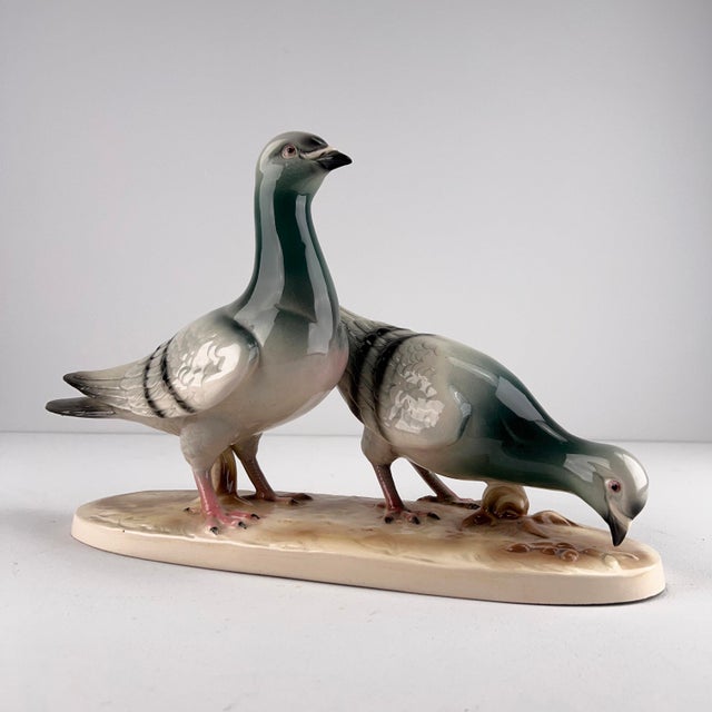 Large Ceramic Porcelain Doves Figurine from Porzellanmanufaktur Katzhütte Hertwig, Germany, 1930s For Sale - Image 3 of 9