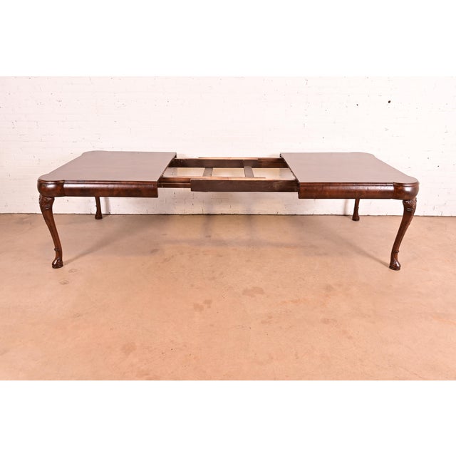 19th Century Antique Queen Anne Burl Wood Extension Dining Table, Newly Refinished For Sale In South Bend - Image 6 of 14